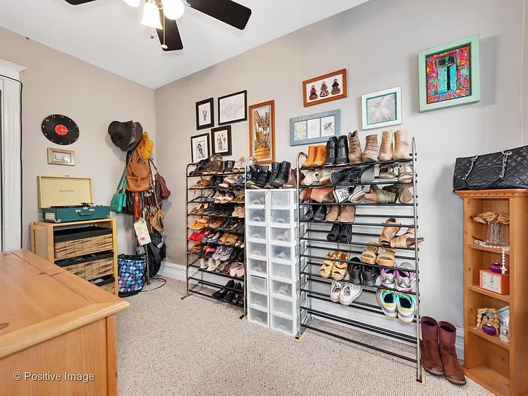 2253 W Fullerton Ave #2 — Photo 4