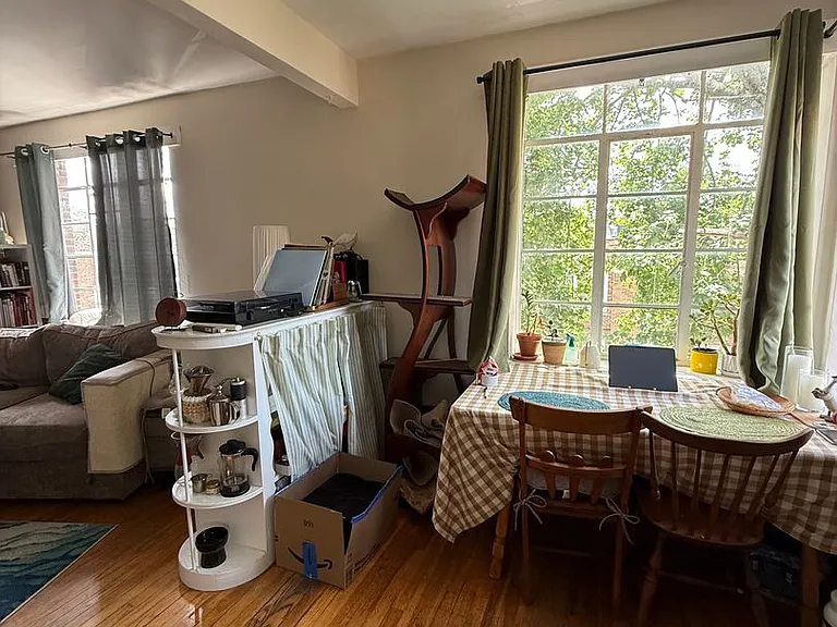 97 Strathmore Rd #10 — Photo 4