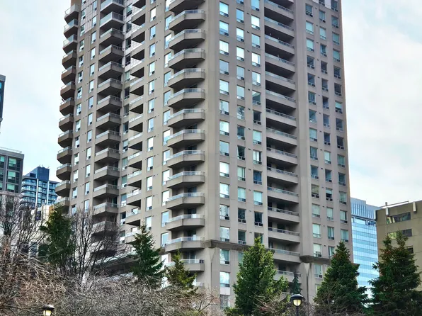 18 Hillcrest Ave #2110, Toronto, ON M2N 6T5