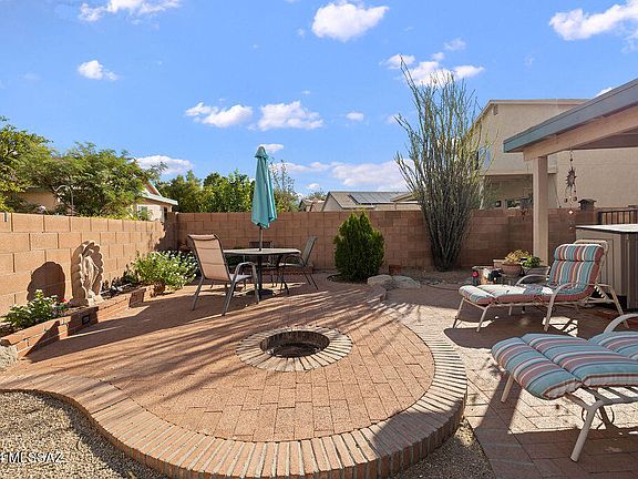 5th image of 3728 W Sunglade Dr