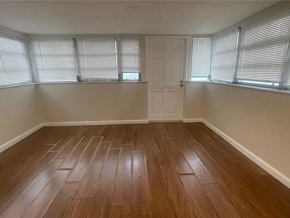 5th image of 1601 NW 7th Ave