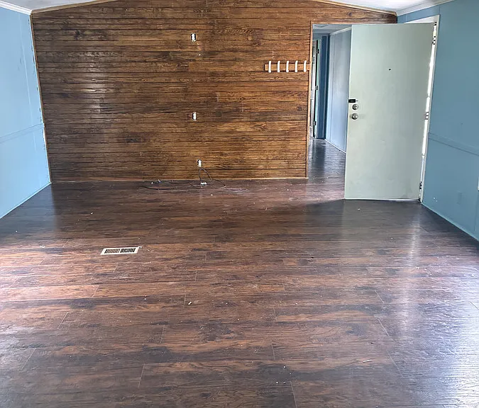 1305 N Floyd St #53 — Photo 3