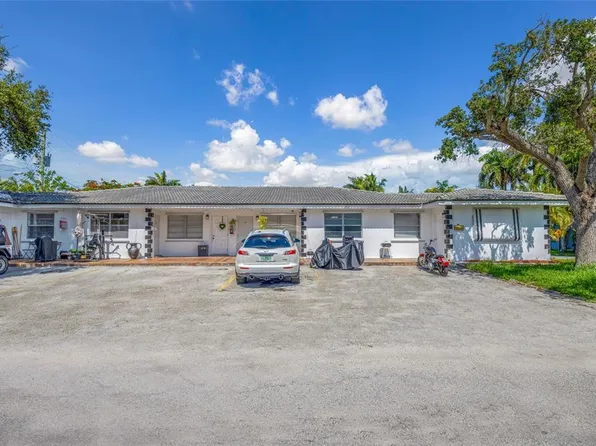 213 SE PARK Street #1-6, Dania Beach, FL 33004
