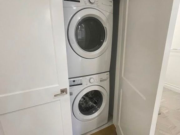 4th image of 19 Mount Hood Rd APT 5