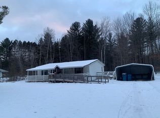 2824 Badger Rd, Beaverton, MI 48612