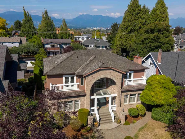 2677 W 34th Ave, Vancouver, BC V6N 2J3