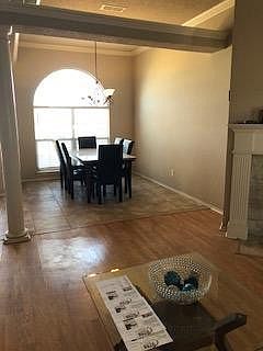 5th image of 1516 Windsor Ave