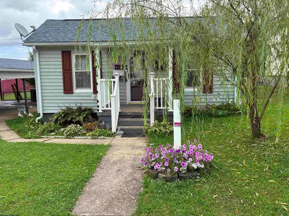 410 Monroe Ave, Weston, WV 26452