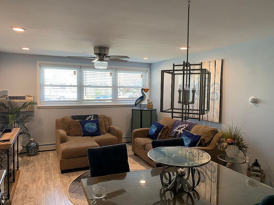 Bright and airy family room 
