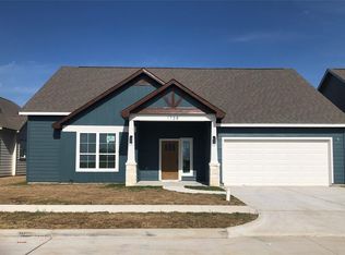 1738 Lantana Ln, El Campo, TX 77437
