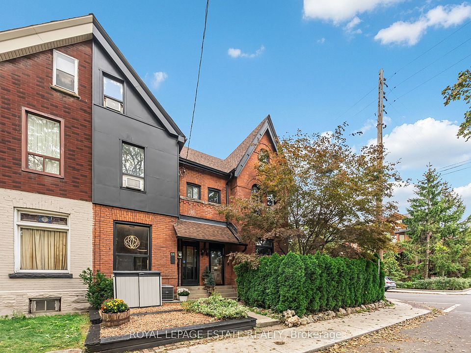 1st image of 84 London St