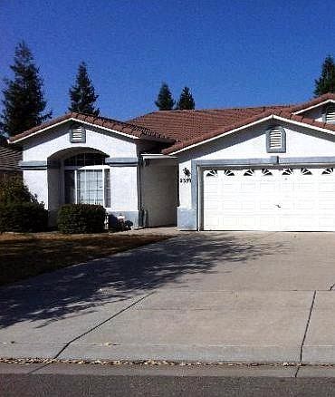 2nd image of 2359 Bordona Dr