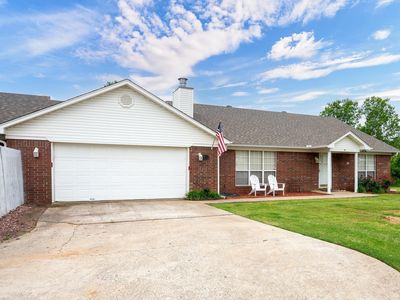 1005 S German Ln, Conway, AR, 72034