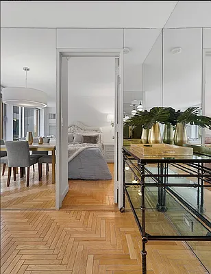 Rented by Compass | media 9