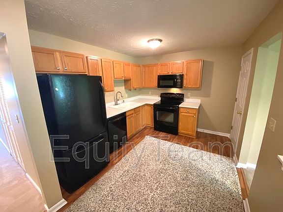 3rd image of 4480 Mayhew Ave APT 3