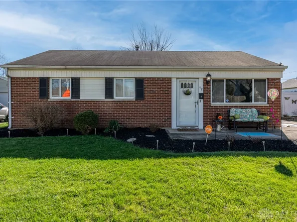 52 Quinby Ln, Dayton, OH 45432