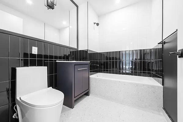 Rented by Leasing Management LLC | media 23