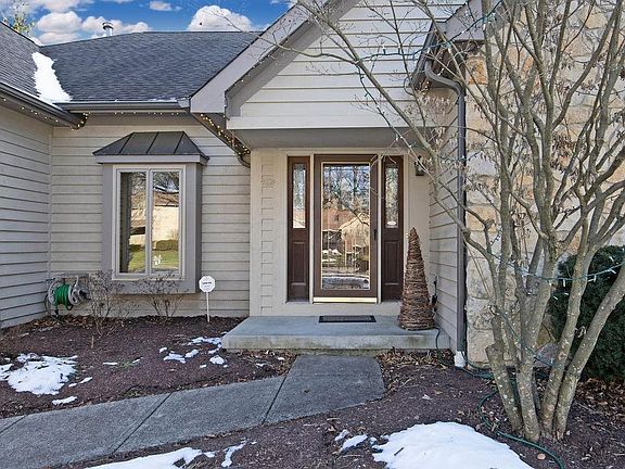 3rd image of 759 Gulf Stream Ct