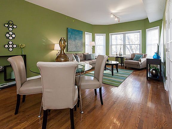 5th image of 6040 N Kenmore Ave #2