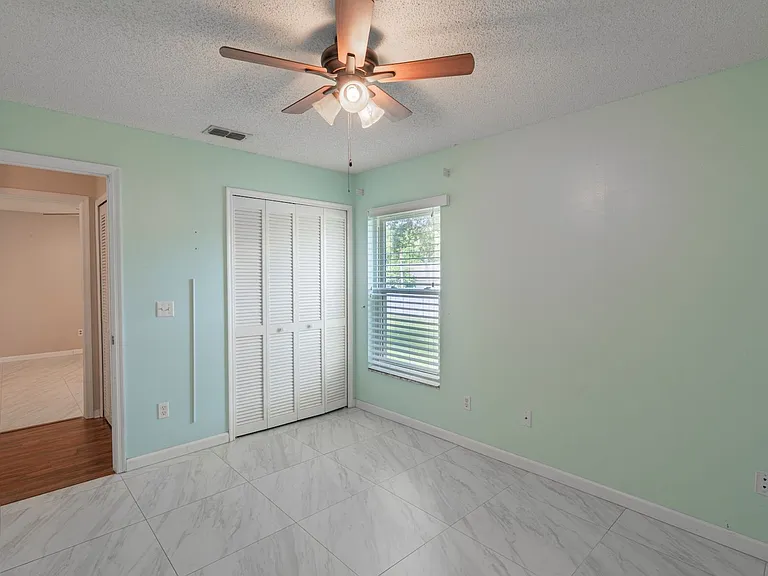 10435 Crestfield Dr — Photo 37