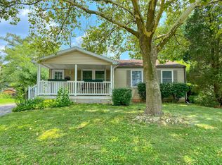 3032 Fleet Rd, Columbus, OH 43232