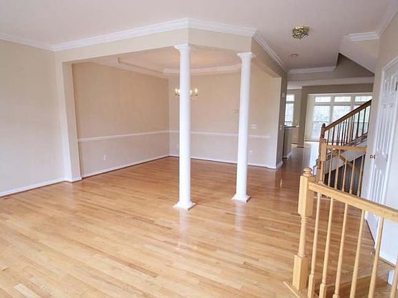 3rd image of 22113 Chelsy Paige Sq