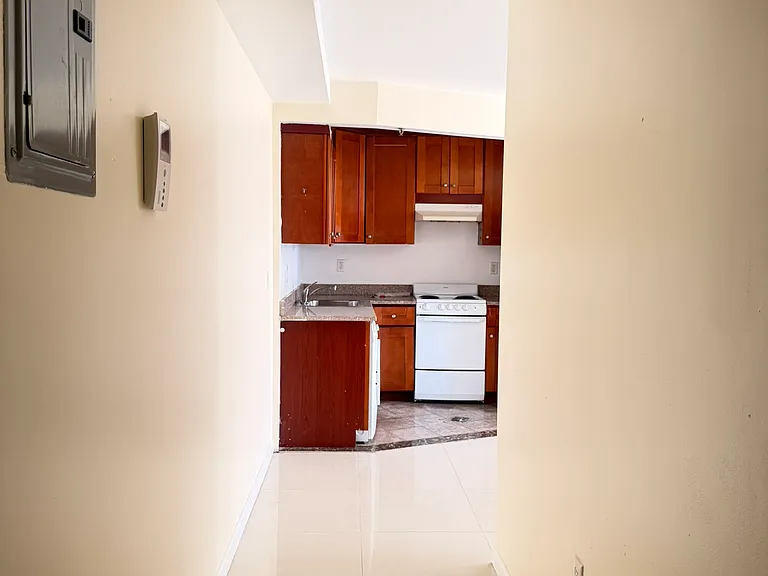 8411 Lander St #15 — Photo 4
