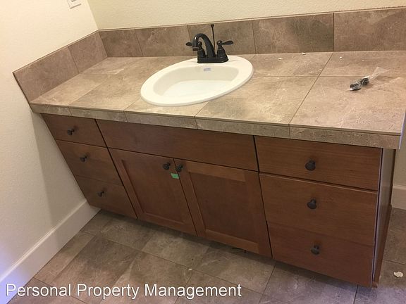 3rd image of 5408 NE 134th St