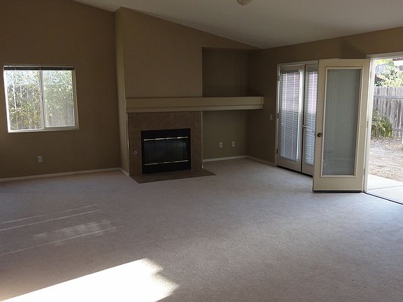 5th image of 2428 N Darbeton Ave
