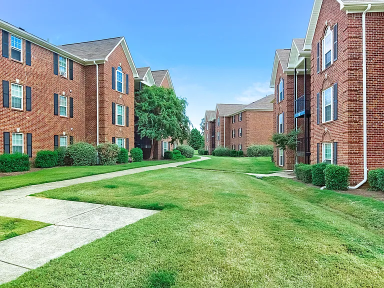 Annandale Gardens Apartments — Photo 27