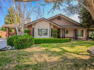 9211 Celeste Ct, Bakersfield, CA 93312