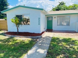 9558 SW 2nd Rd, Boca Raton, FL 33428