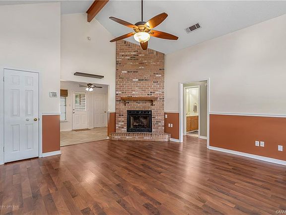 3rd image of 5306 Susanna Dr