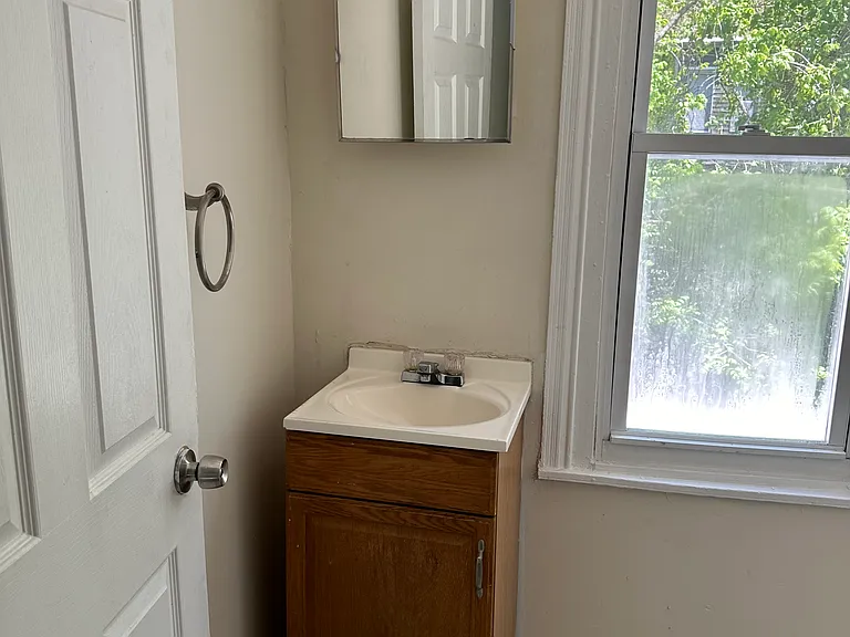 5653 Heiskell St #HOUSE — Photo 9