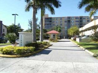 17890 W Dixie Hwy APT 501, North Miami Beach, FL 33160
