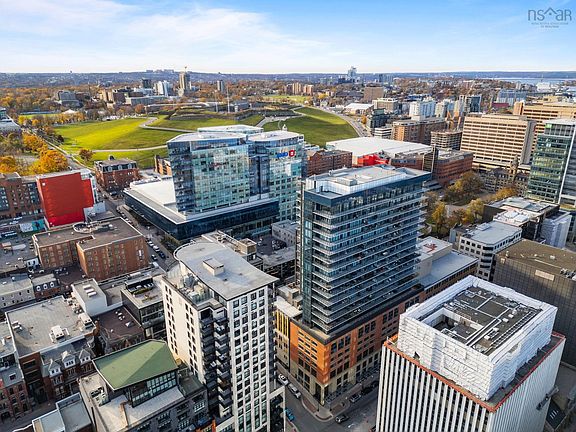 3rd image of 1650 Granville St #1202