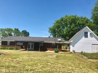 2641 Sanders Hill Rd, Brooksville, MS 39739