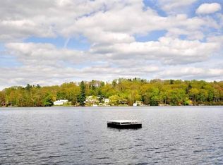 182 Camp Workcoeman Rd, New Hartford, CT 06057