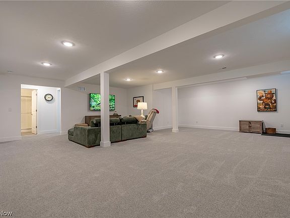 4th image of 8937 Camden Rd NW