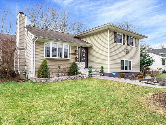 2nd image of 176 Evergreen Ave