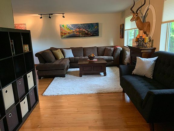Living room off entry