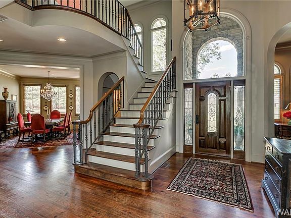 3rd image of 10484 Harbourview Dr