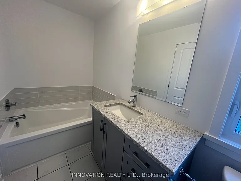 237 Finsbury Ave — Photo 16