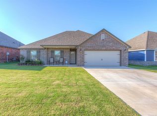 28070 E 149th Pl S, Coweta, OK 74429