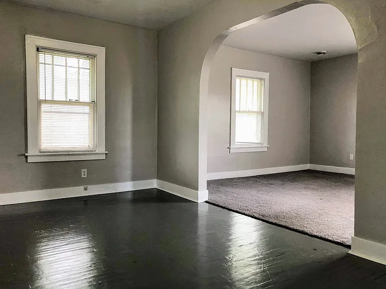 349 Corinne SW — Photo 3