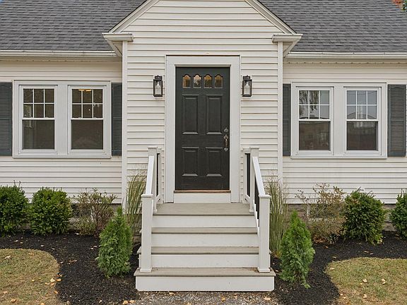 5th image of 11 Westwood Avenue