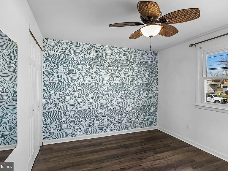 2211 New Albany Rd — Photo 12
