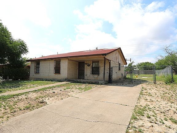 2nd image of 1108 YOBLANDA DR