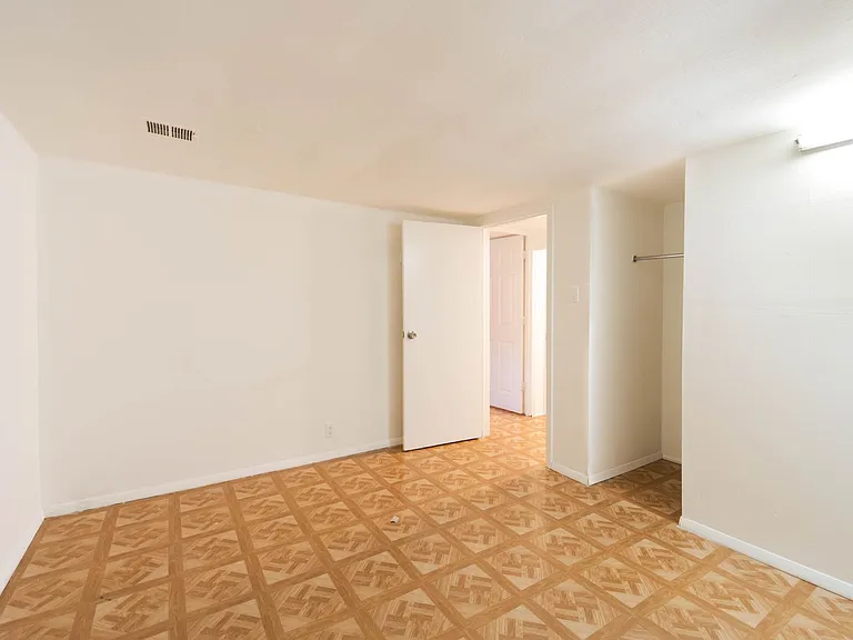 5305 Yorktown Blvd — Photo 29
