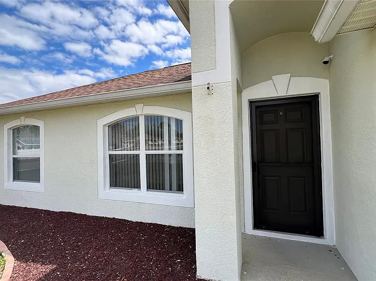 485 Martigues Dr — Photo 29
